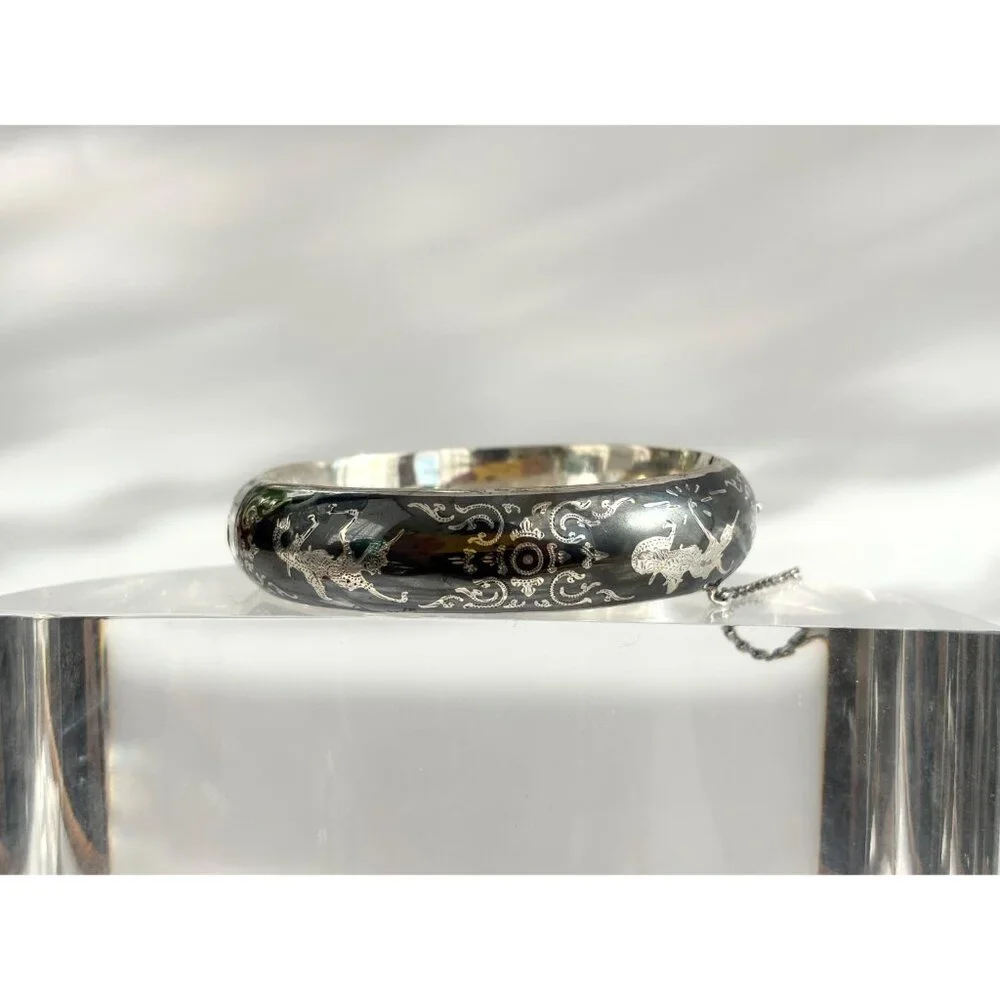 Siam Sterling Silver 925 Hand Carved Hinged Enclosure Vintage Bangle Bracelet - Picture 4 of 16